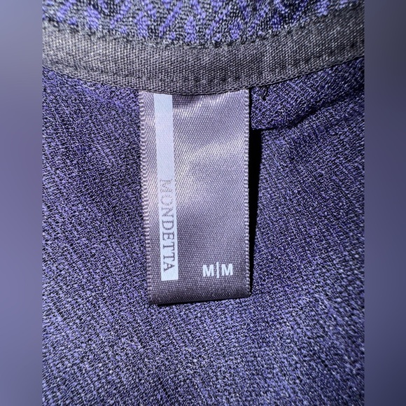 Mondetta athletic, hooded zip up jacket. Size M. VGUC - Picture 3 of 9